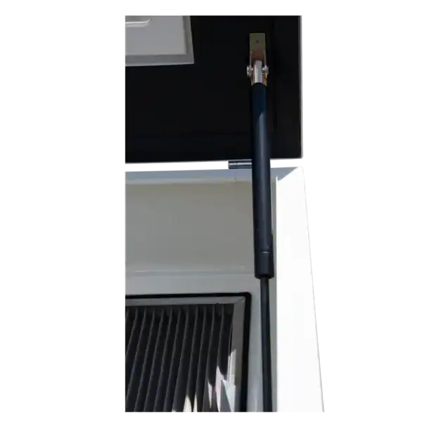 Absaugarm für Industrieabsaugung, VAUPEL Absaugtechnik, langlebiges Material, flexible Positionierung, professionelle Luftfilterung, effiziente Staub- und Rauchabsaugung im Produktionsbereich.