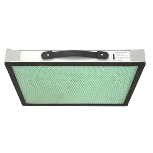 Filterabsaugung mit handlicher Tragetasche, effizient für Staub- und Partikelfiltration in industriellen Anwendungen. Robustes Gehäuse, einfache Handhabung und hoher Filterwirkungsgrad bei VAUPEL Absaugtechnik.