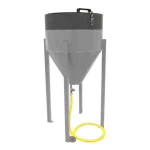 Staubabsaugungssystem mit großem Behälter für industrielle Filter- und Absauganwendungen, effizient und langlebig.