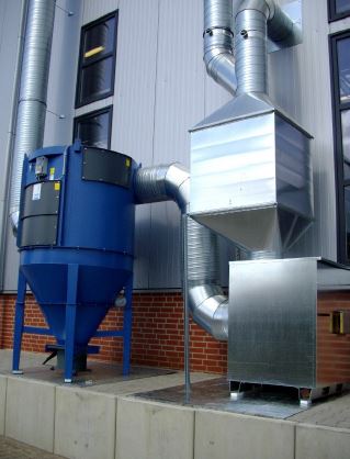 Effiziente industrielle Absaugtechnik für saubere Luft und Arbeitsschutz.